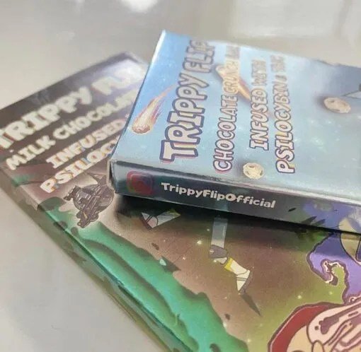 Trippy-flip-milk-chocolate-bar-2.jpg Trippy Flip Chocolate Crunch Bar